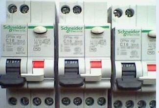 DPNVIGI-32剩余电流动作断路器